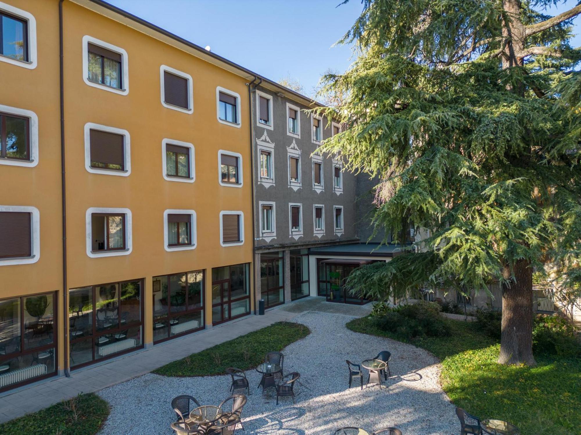 Hotel San Pancrazio Trescore Balneario Eksteriør billede