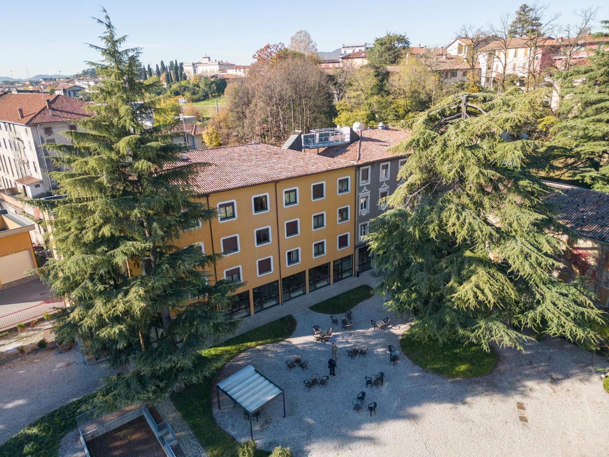 Hotel San Pancrazio Trescore Balneario Eksteriør billede