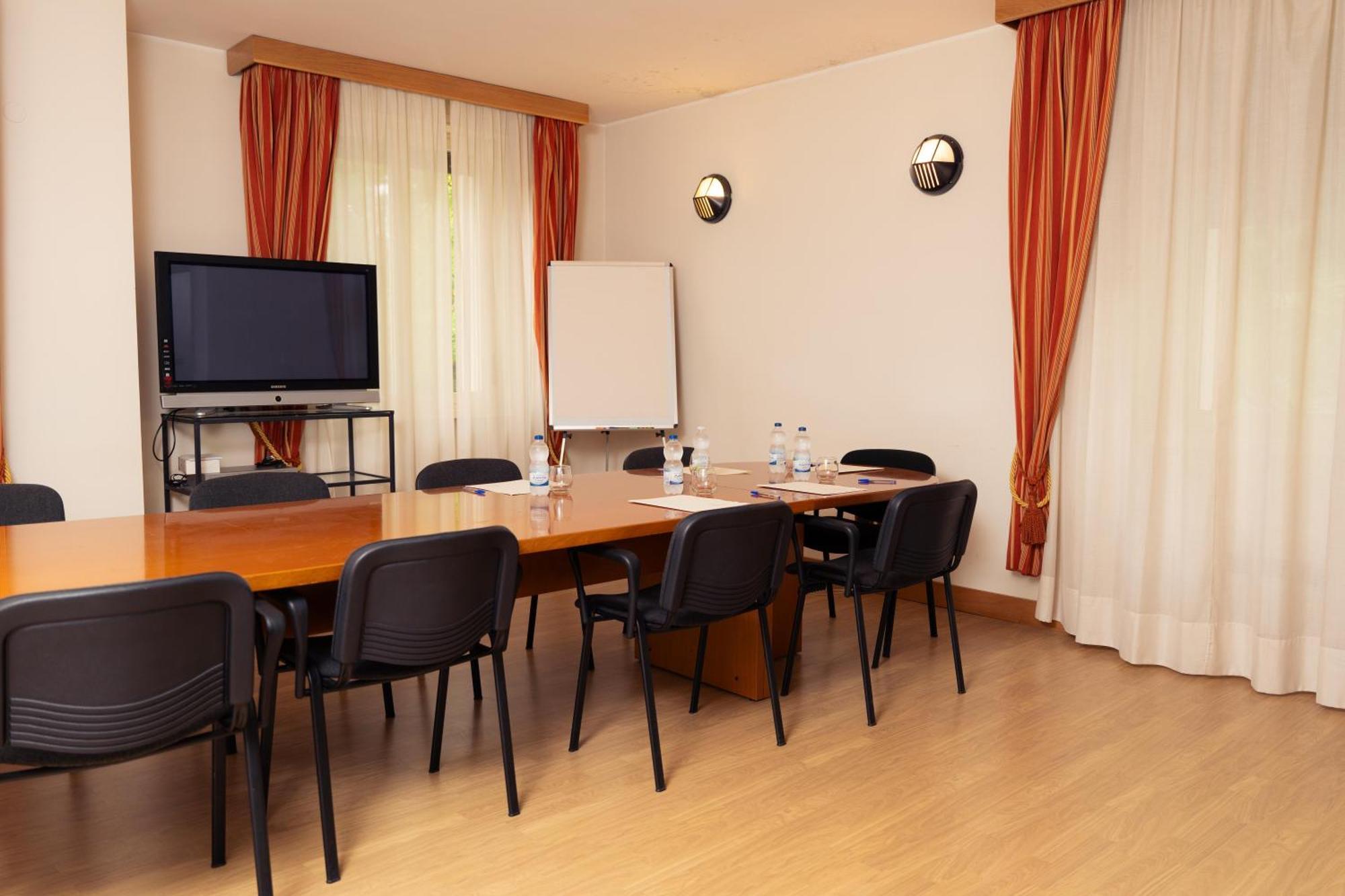 Hotel San Pancrazio Trescore Balneario Eksteriør billede